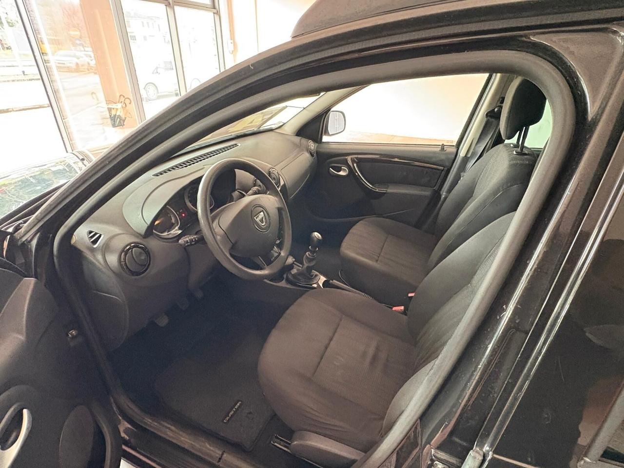 DACIA DUSTER 4x4 Diesel 1.5 CV 110 Km 119.574 PER NEOPATENTATI con 12 mesi di garanzia