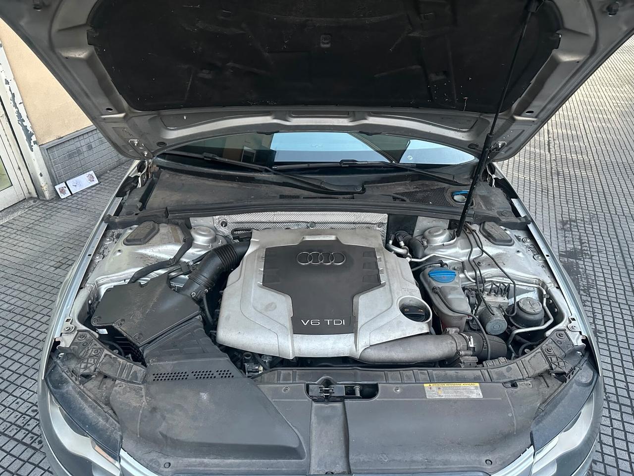Audi A4 Avant 2.7 V6 TDI 190CV