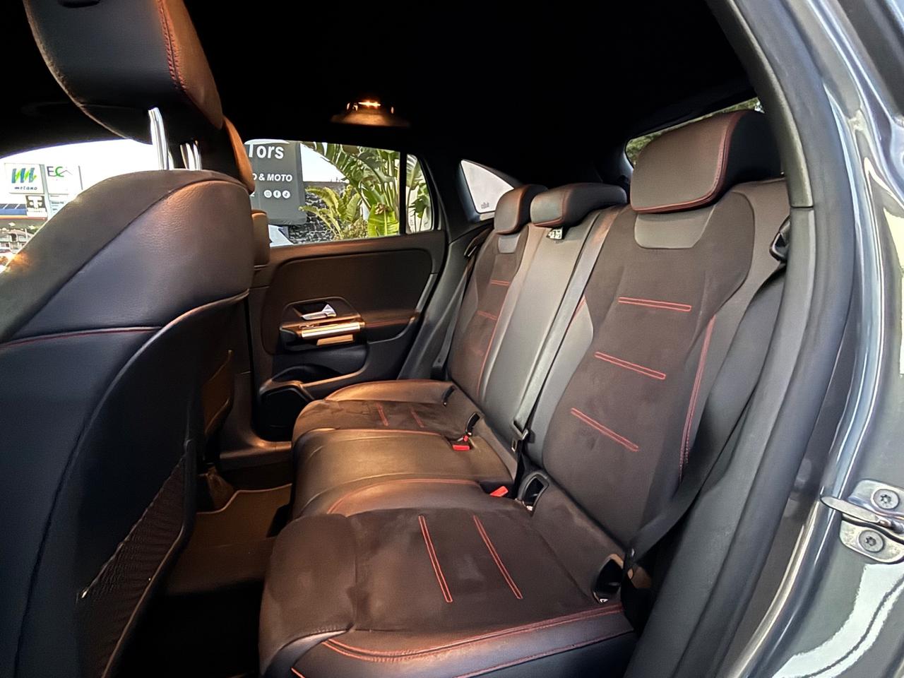 Mercedes-benz GLA 200 d Automatic 4Matic AMG Line Premium Plus