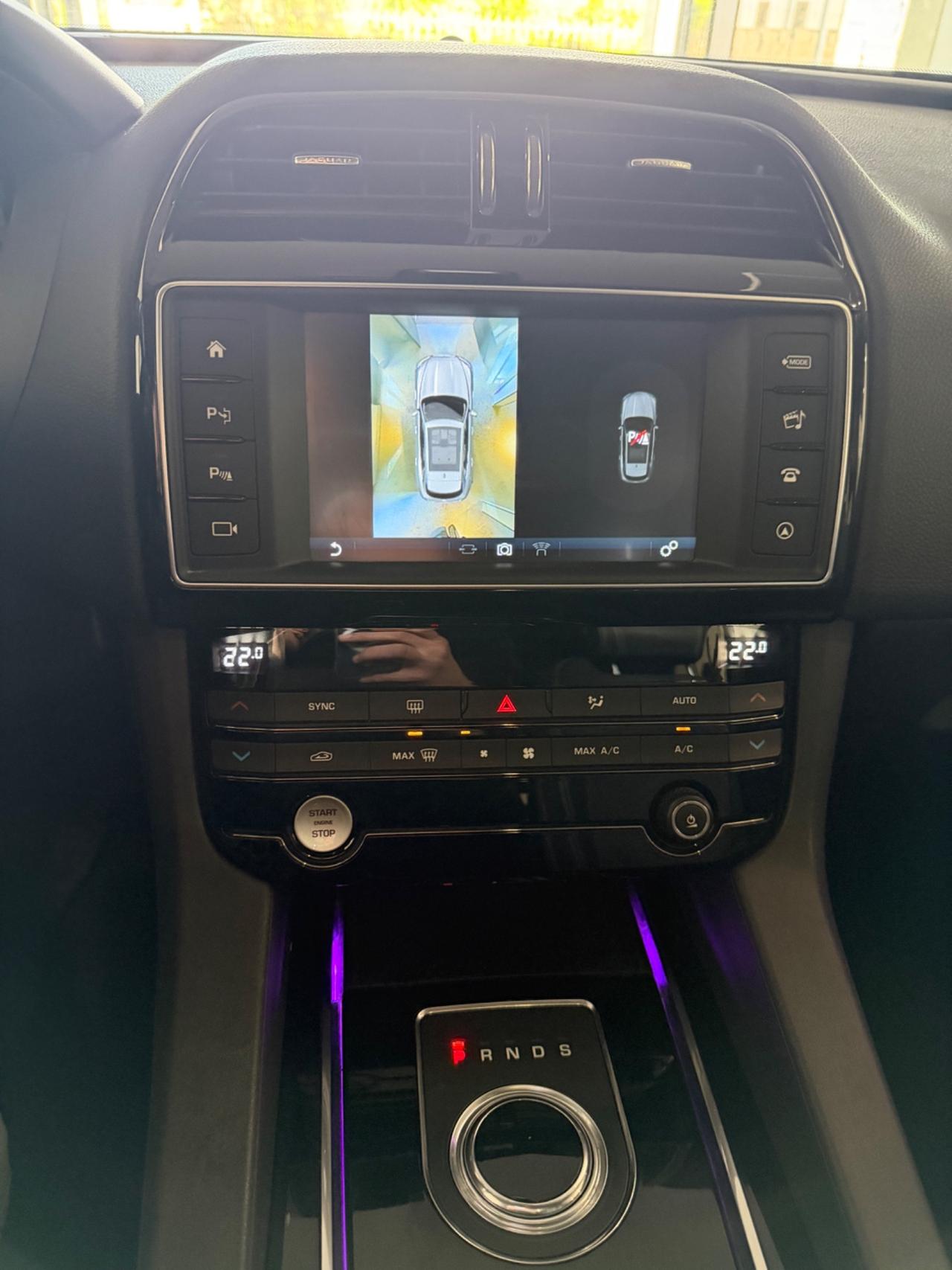 Jaguar F-Pace 2.0 R-Sport MOTORE 0Km fatturato