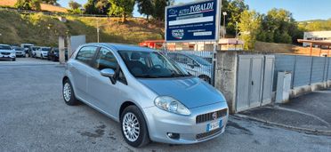 Fiat Grande Punto 1.3 MJT 75 CV 5 porte Dynamic NEOPATENTATI