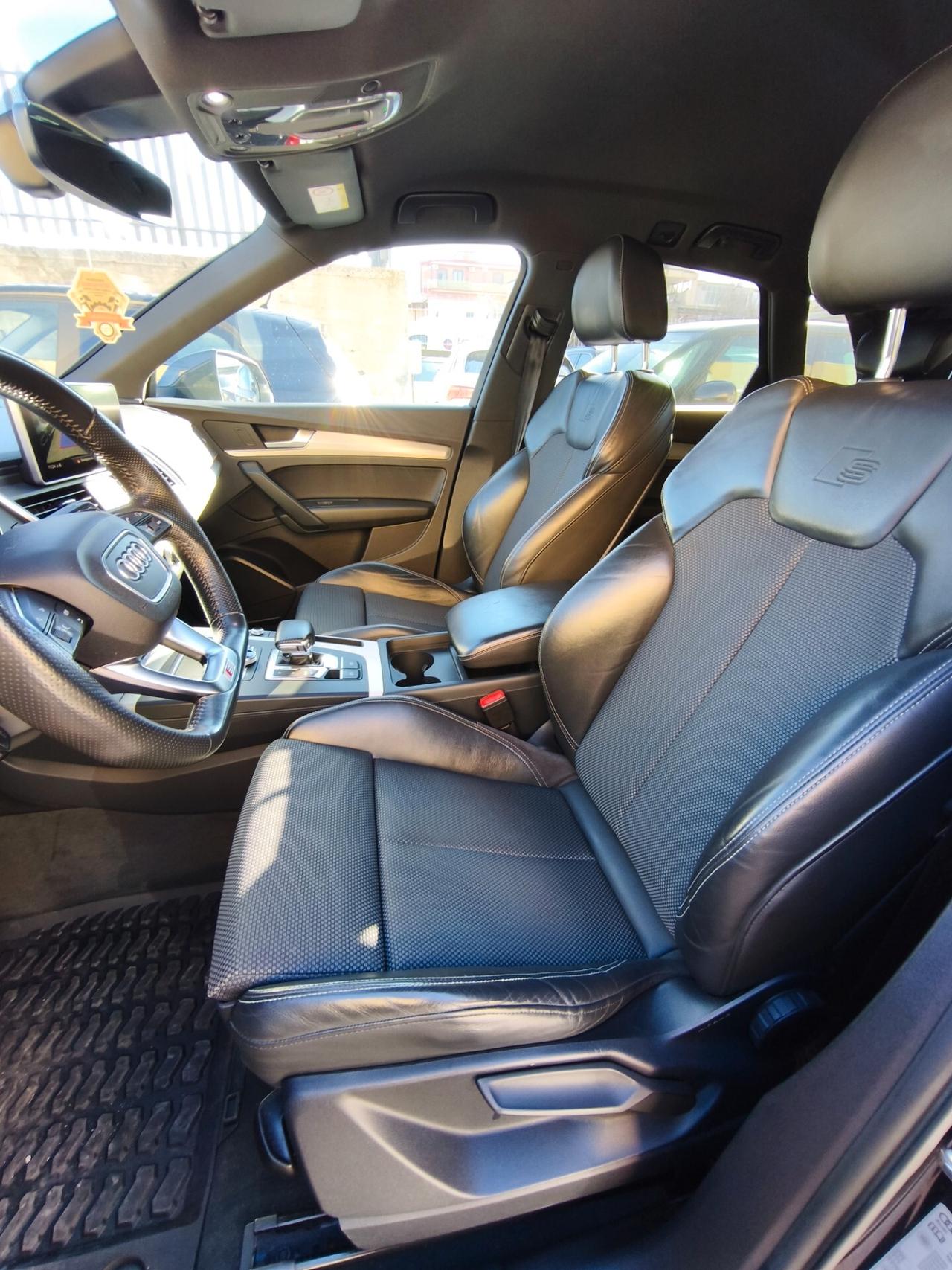 Audi Q5 2.0 TDI 190 CV quattro S tronic s-line interno esterno