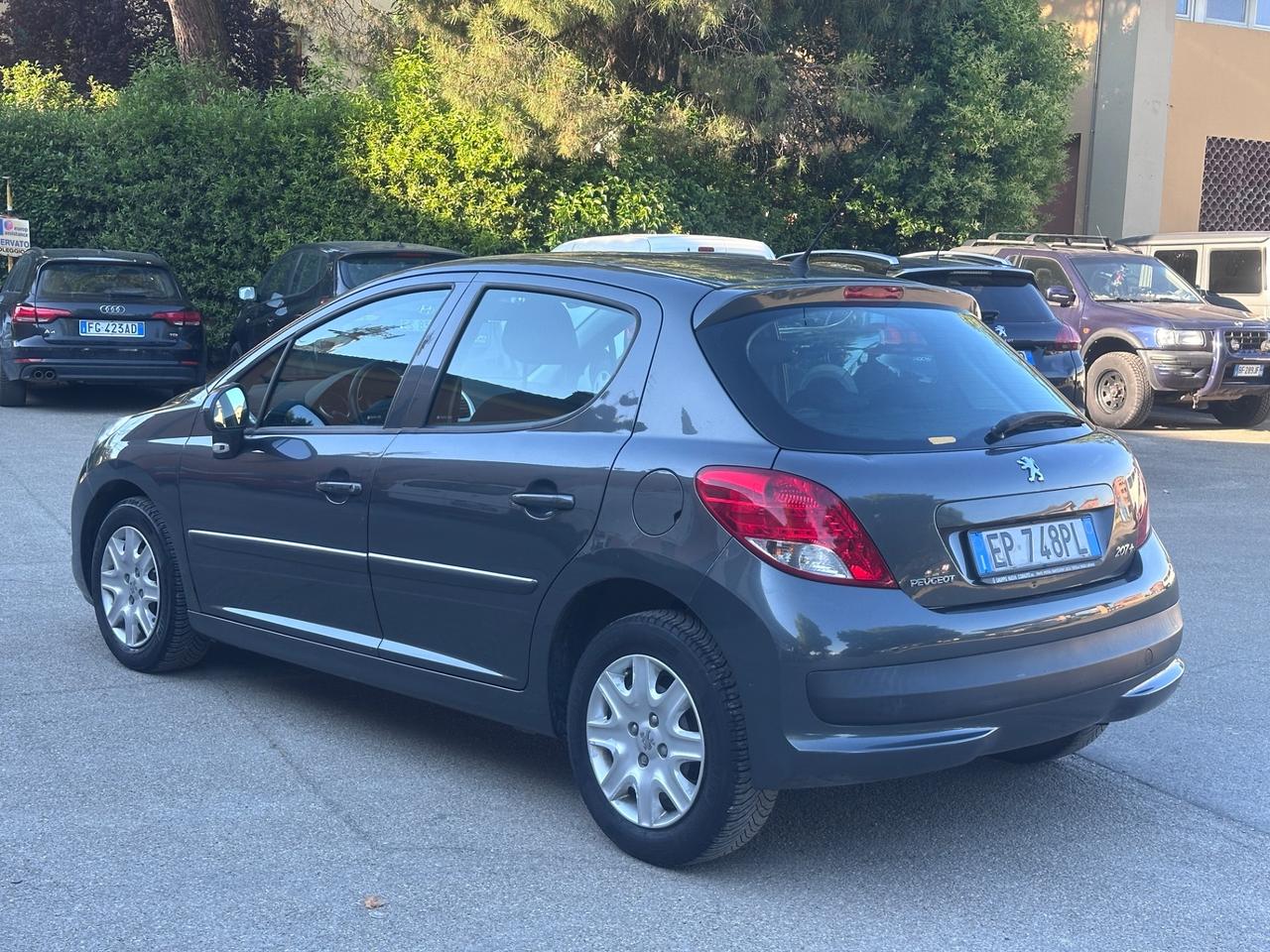 Peugeot 207 Plus 1.4 8V 75CV 5p. ECO GPL