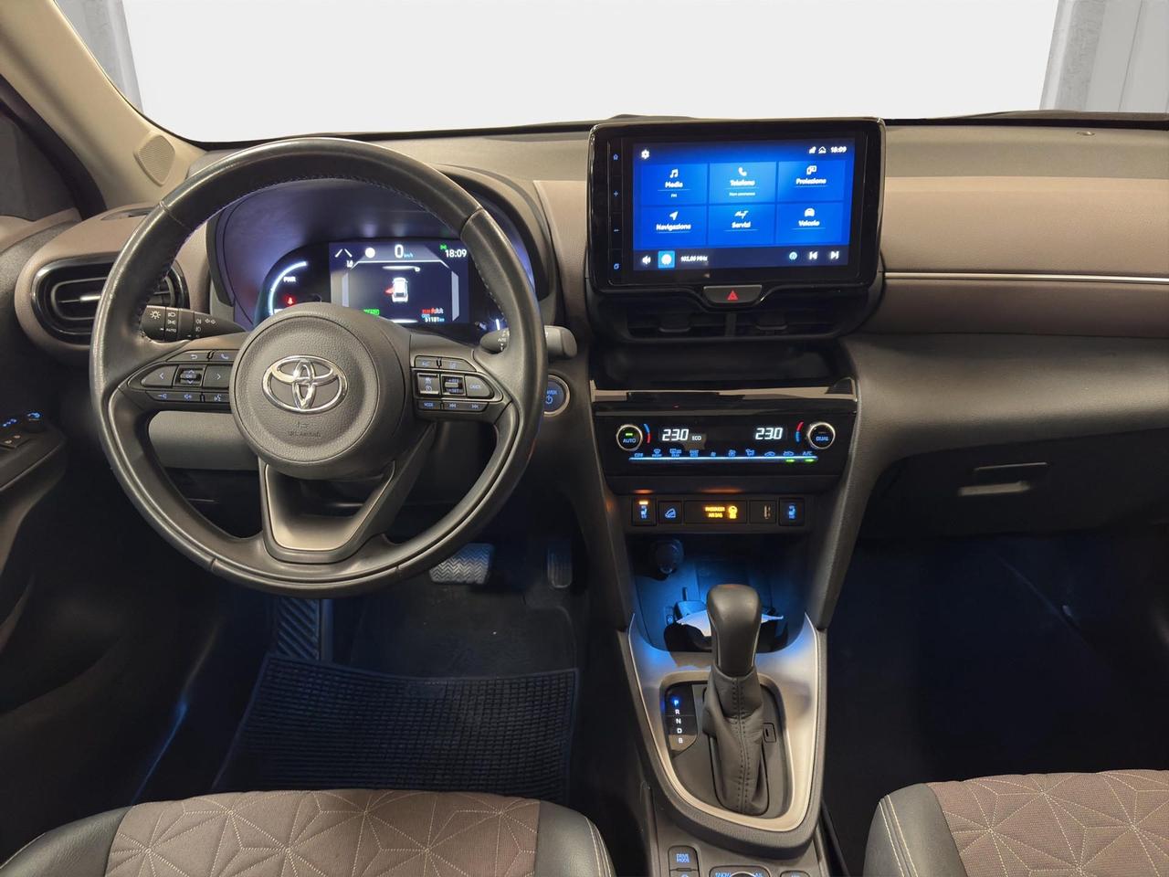 Toyota Yaris Cross 1.5h Lounge awd-i 116cv e-cvt