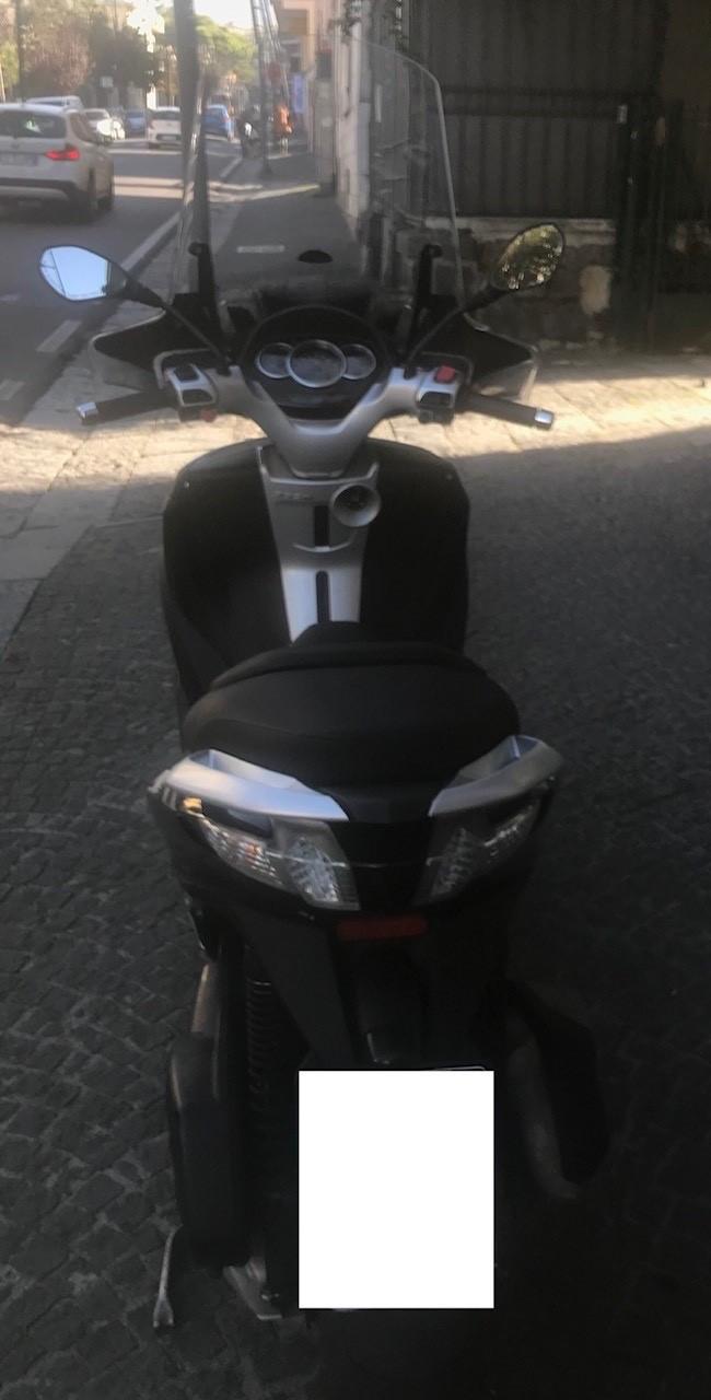 Piaggio MP3 HPE cc 300