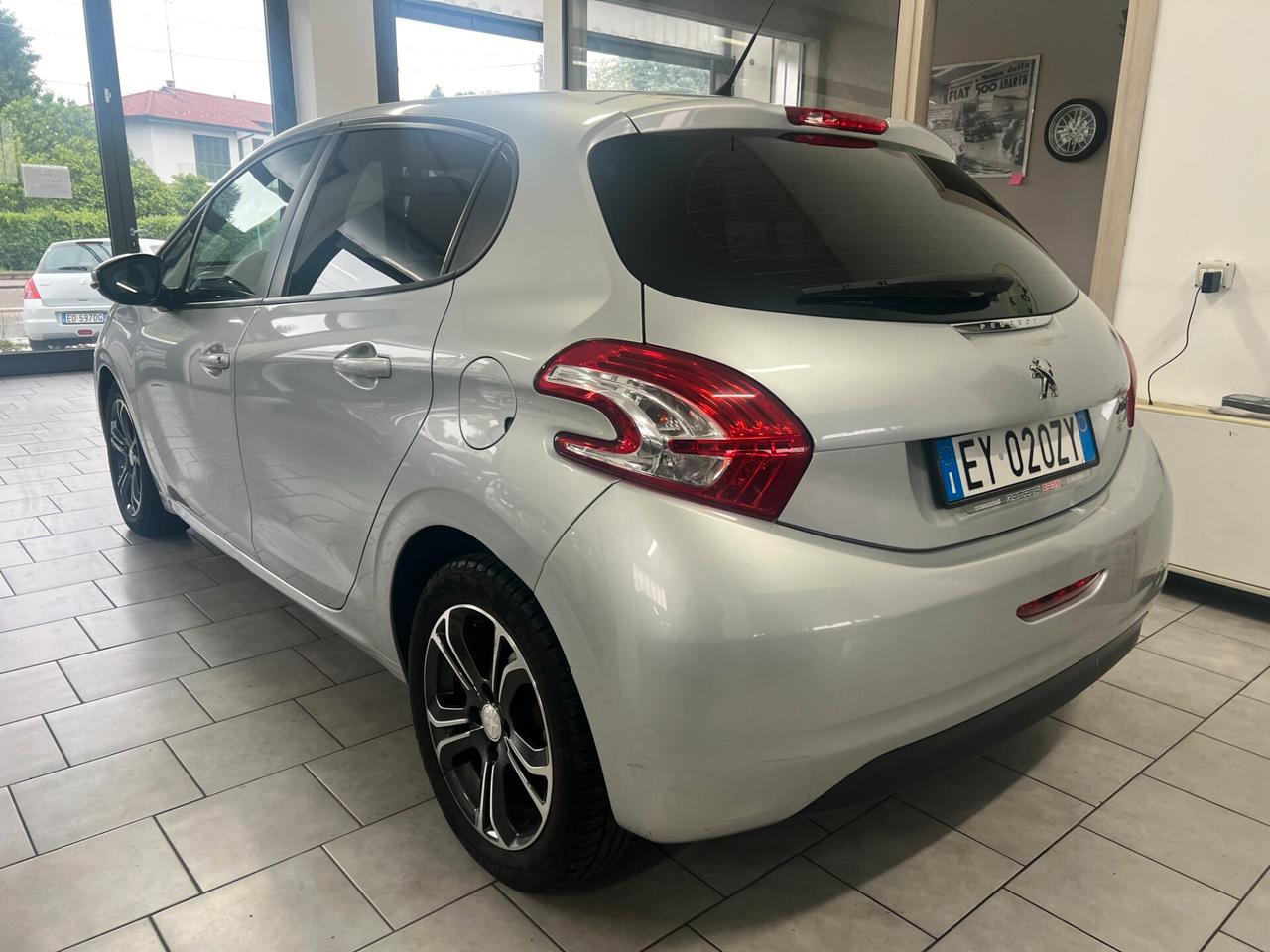 Peugeot 208 1.4 VTi 95 CV 5p. GPL Allure