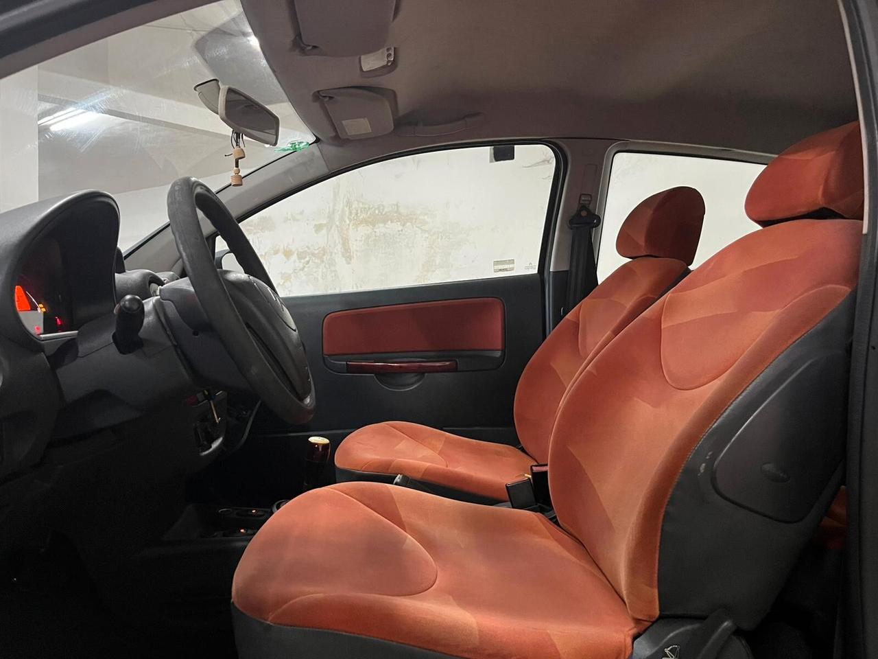 Citroen C2 1.1 - IDEALE X NEOPATENTATI - 2004