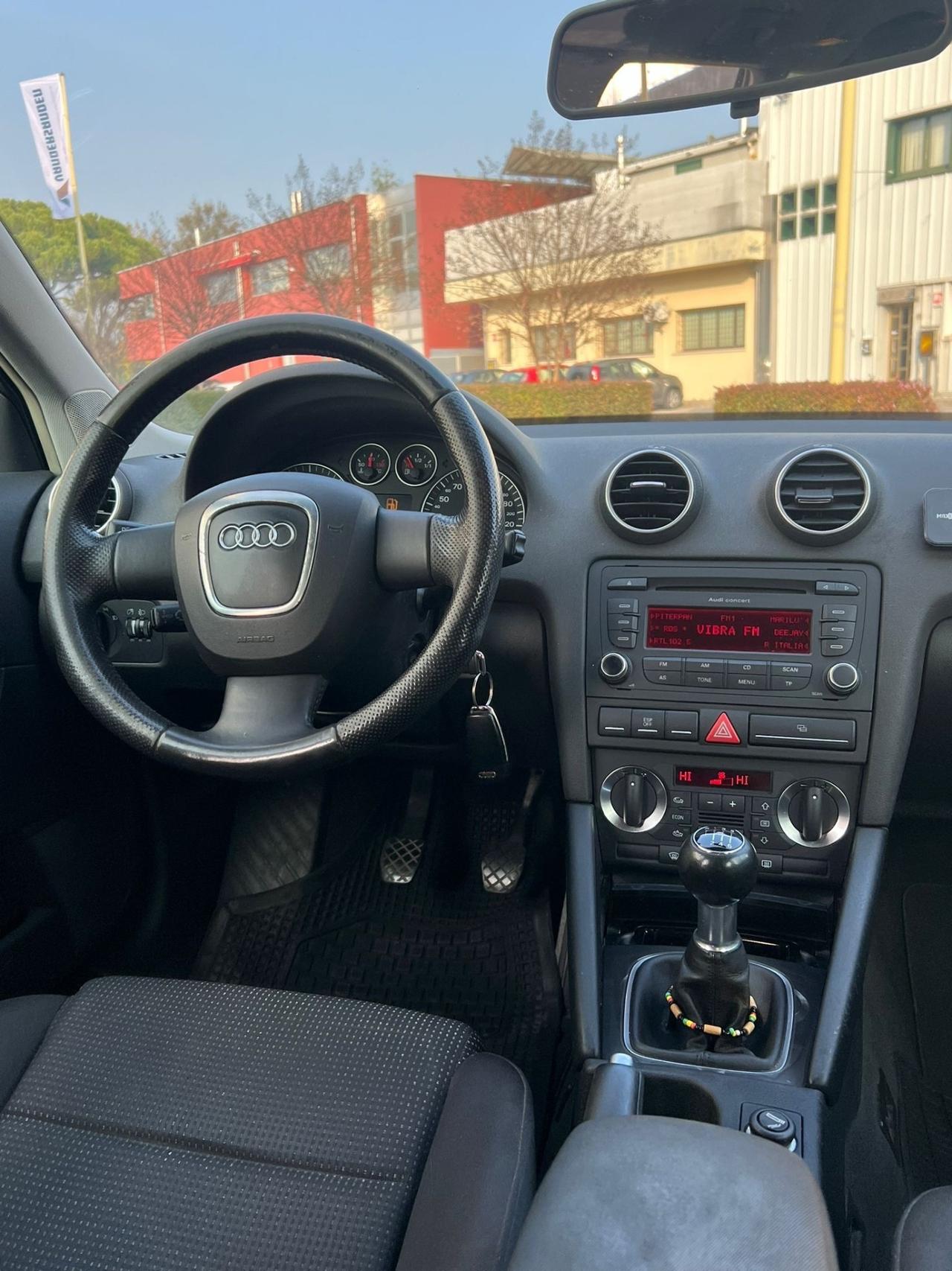 Audi A3 2.0 16V TDI Ambiente