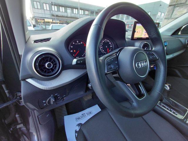 AUDI Q2 35 TFSI S tronic Business Sport Pelle totale
