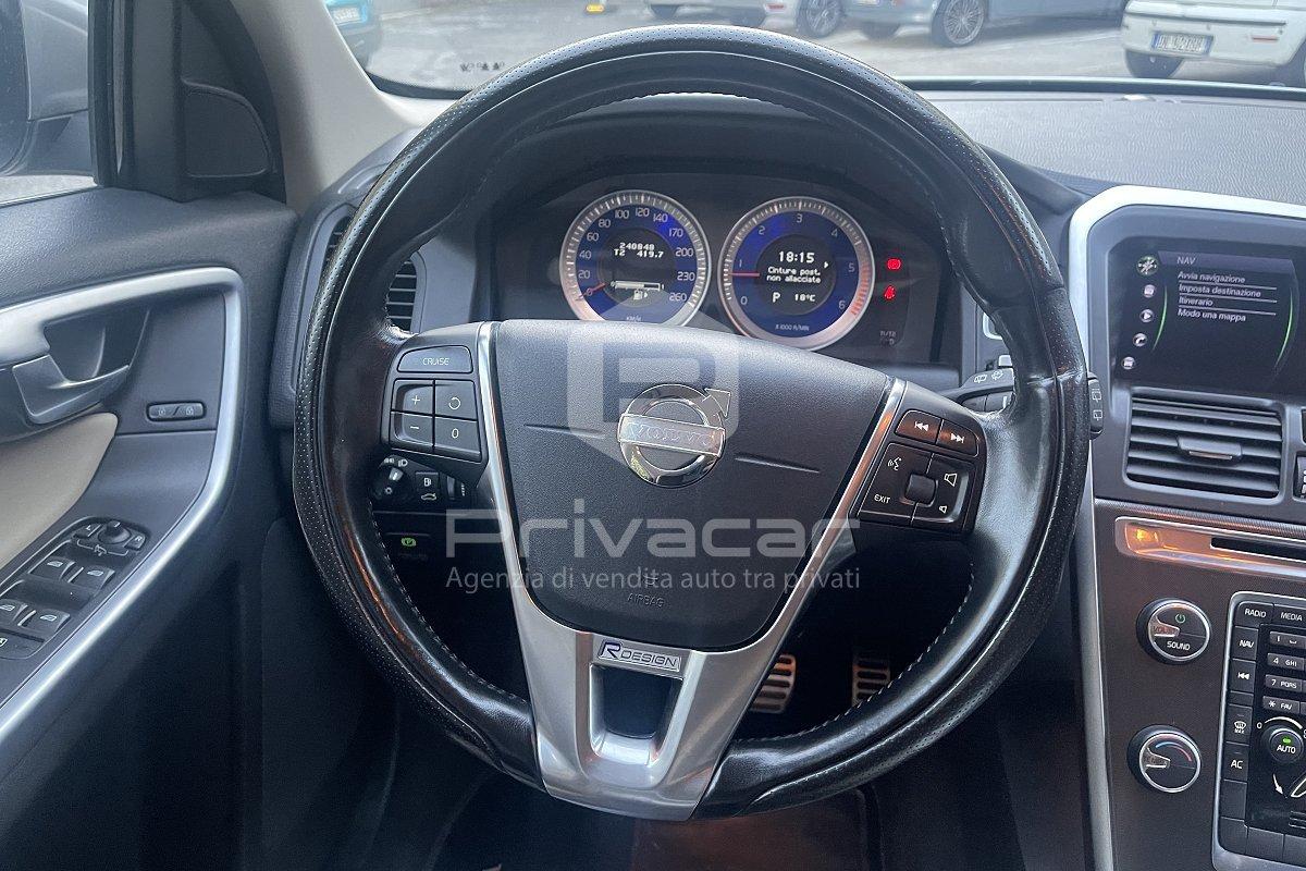 VOLVO XC60 D3 AWD Geartronic R-design