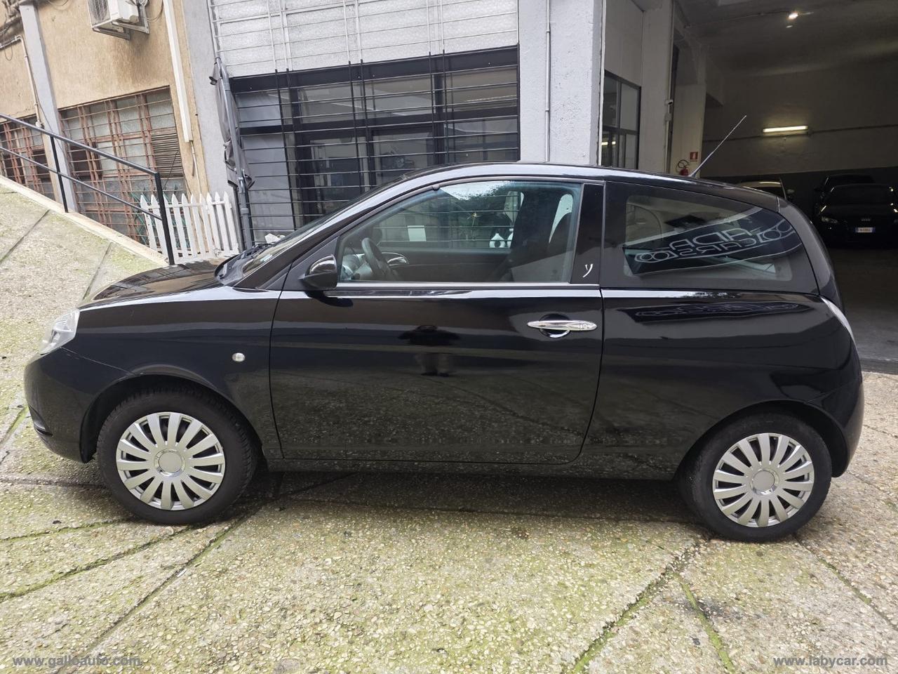 LANCIA Ypsilon 1.2 Platino