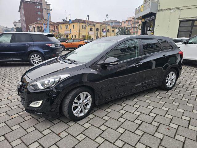 HYUNDAI i30 Wagon 1.6 CRDi Comfort Plus