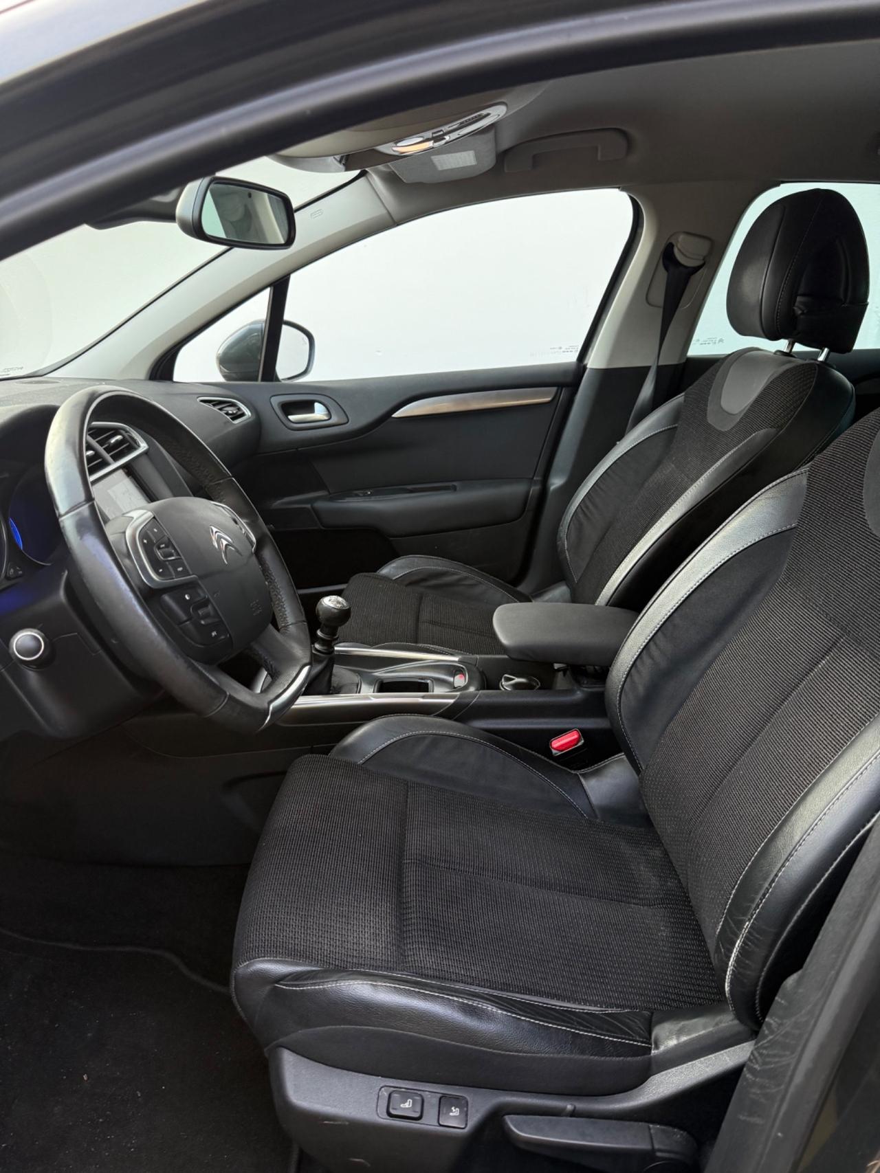 Citroen C4 1.6 HDi FULL OPT POCHI KM NEOPATENTATI