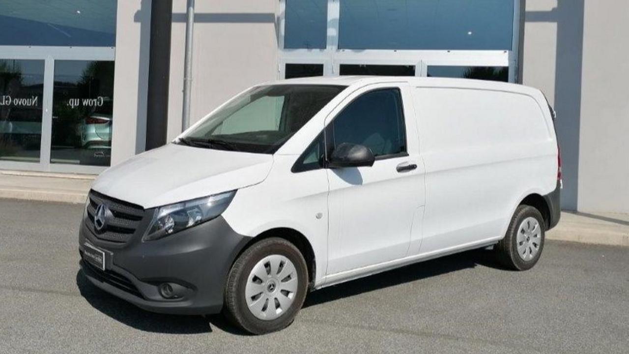 Mercedes-Benz Vito III 114 - vito 114 cdi compact auto my20