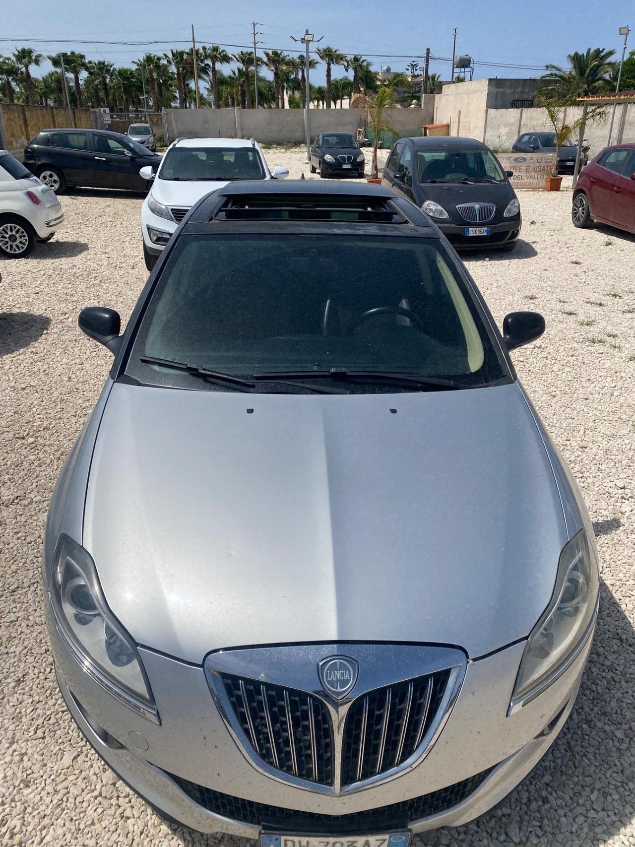 Lancia Delta 2.0 MJT DPF Oro