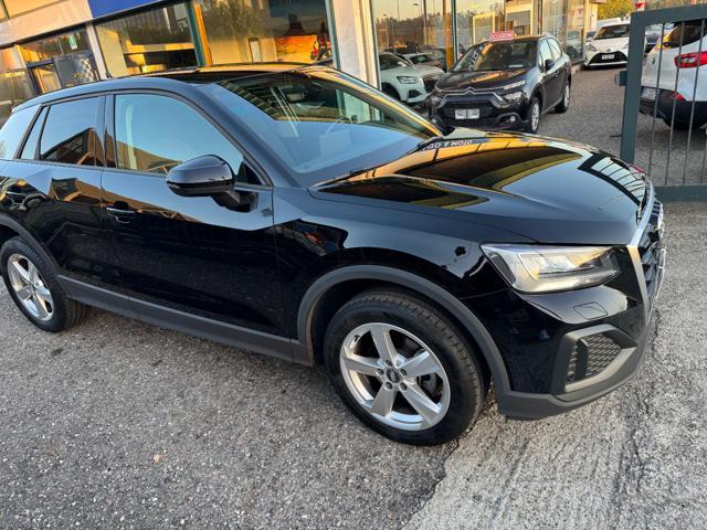 AUDI Q2 35 TFSI S tronic Business