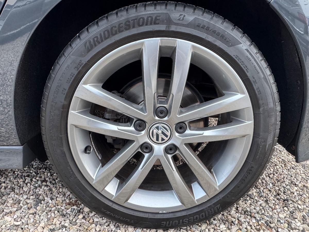VOLKSWAGEN - Golf - 2.0 TDI 5p. R-Line