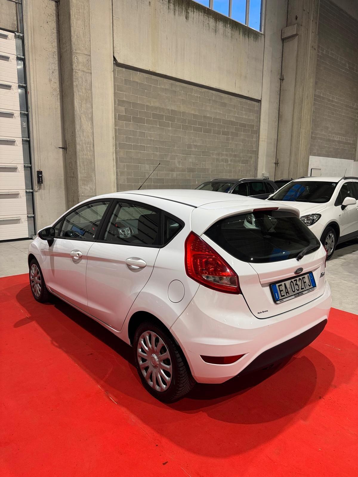 Ford Fiesta 1.4 5 porte Bz.- GPL Titanium