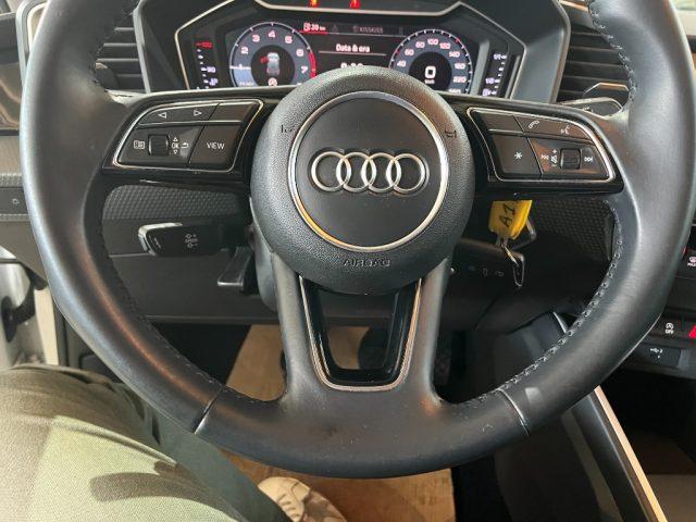 AUDI A1 SPB 25 TFSI S line edition "17 Sline /CarPlay/Park