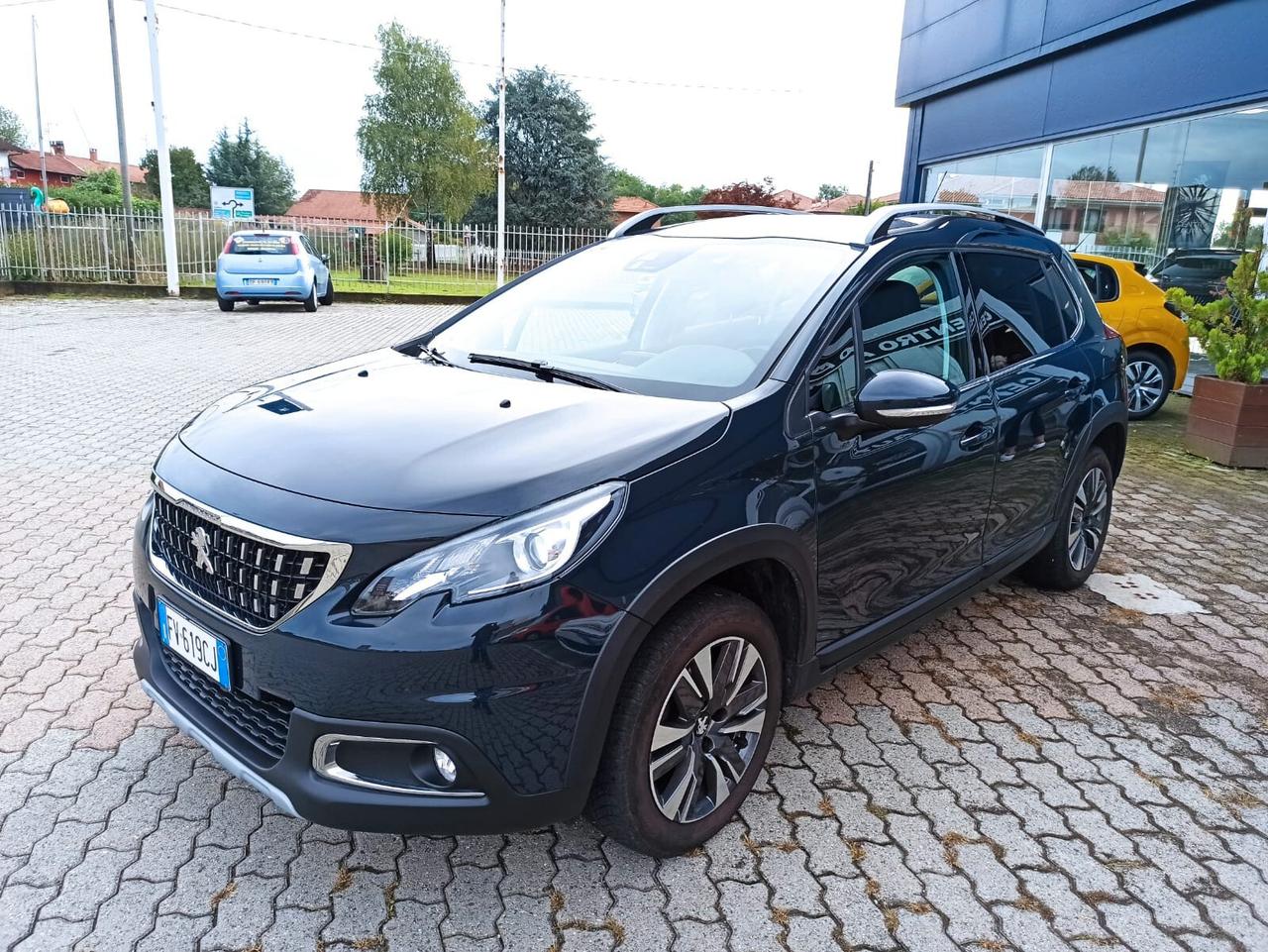 Peugeot 2008 PureTech 82cv Allure