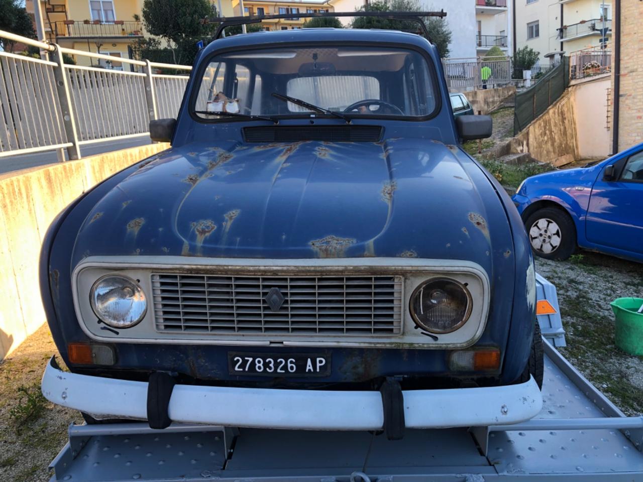 Renault R4 850cc