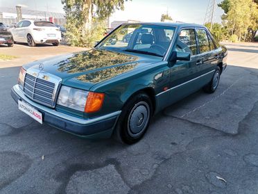 Mercedes E 200 E Berlina