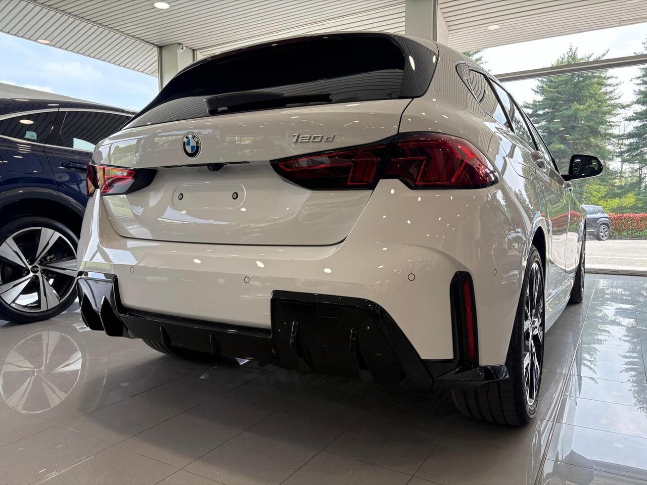 BMW Serie 1 120d 48V MSport Design auto