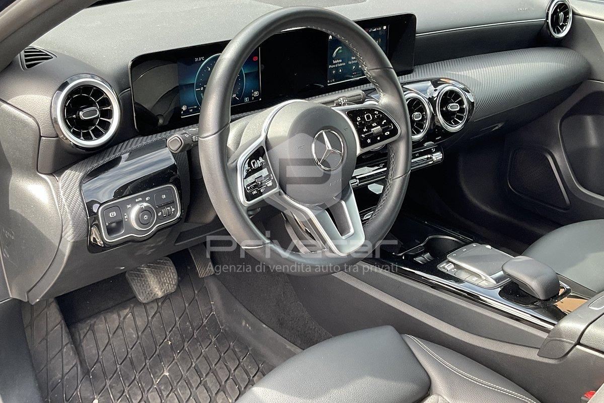 MERCEDES A 180 d Automatic Business