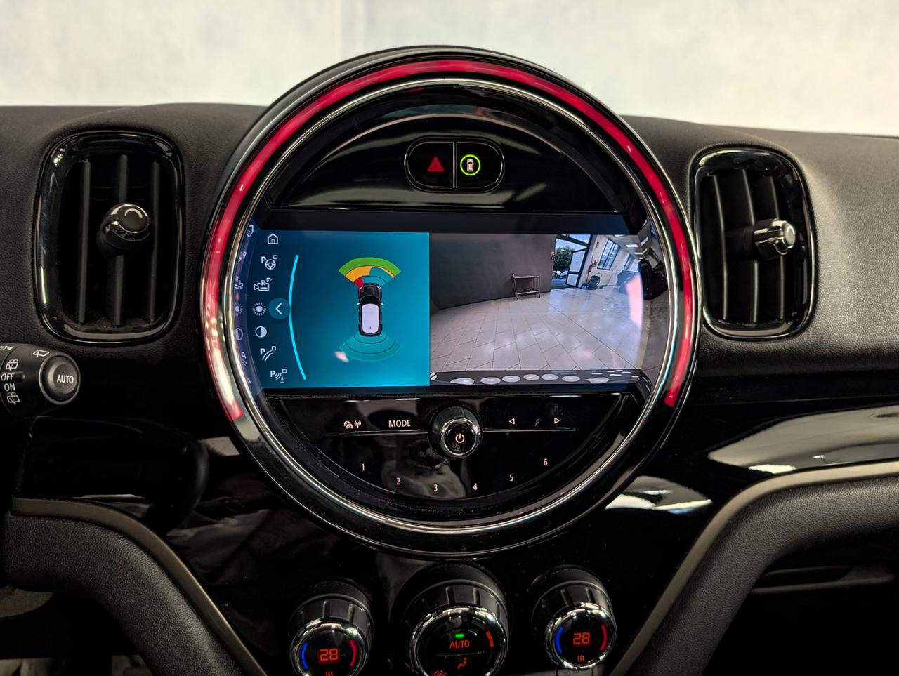 Mini 1.5 Cooper Essential