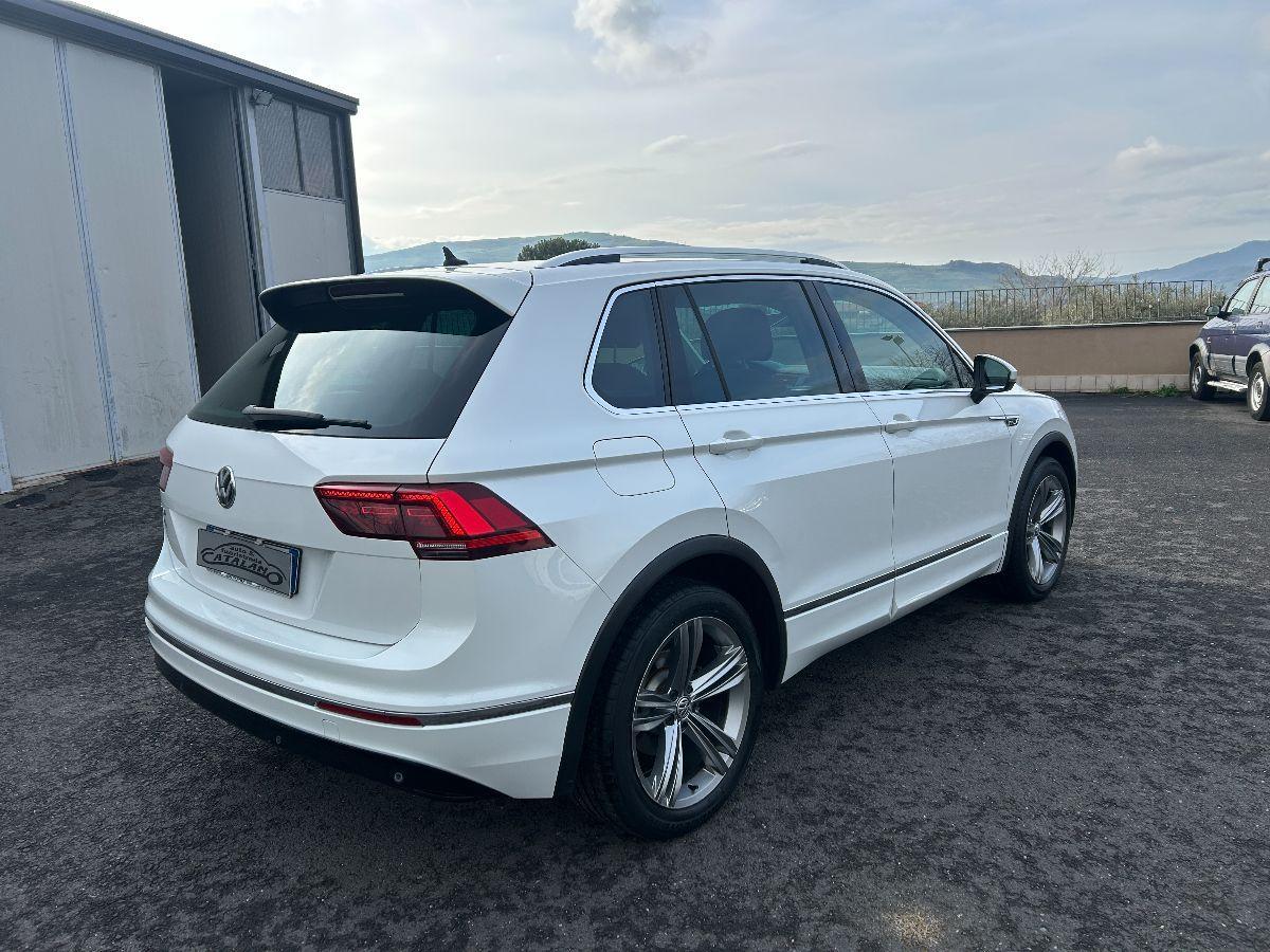 VOLKSWAGEN - Tiguan - 2.0 TDI 150 CV DSG R LINE