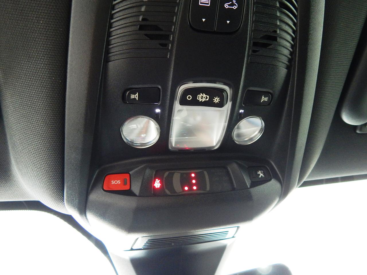 Peugeot 3008 1.5 bluehdi GT S&S AT8 TETTO-NAVI-PELLE-RADAR-LED