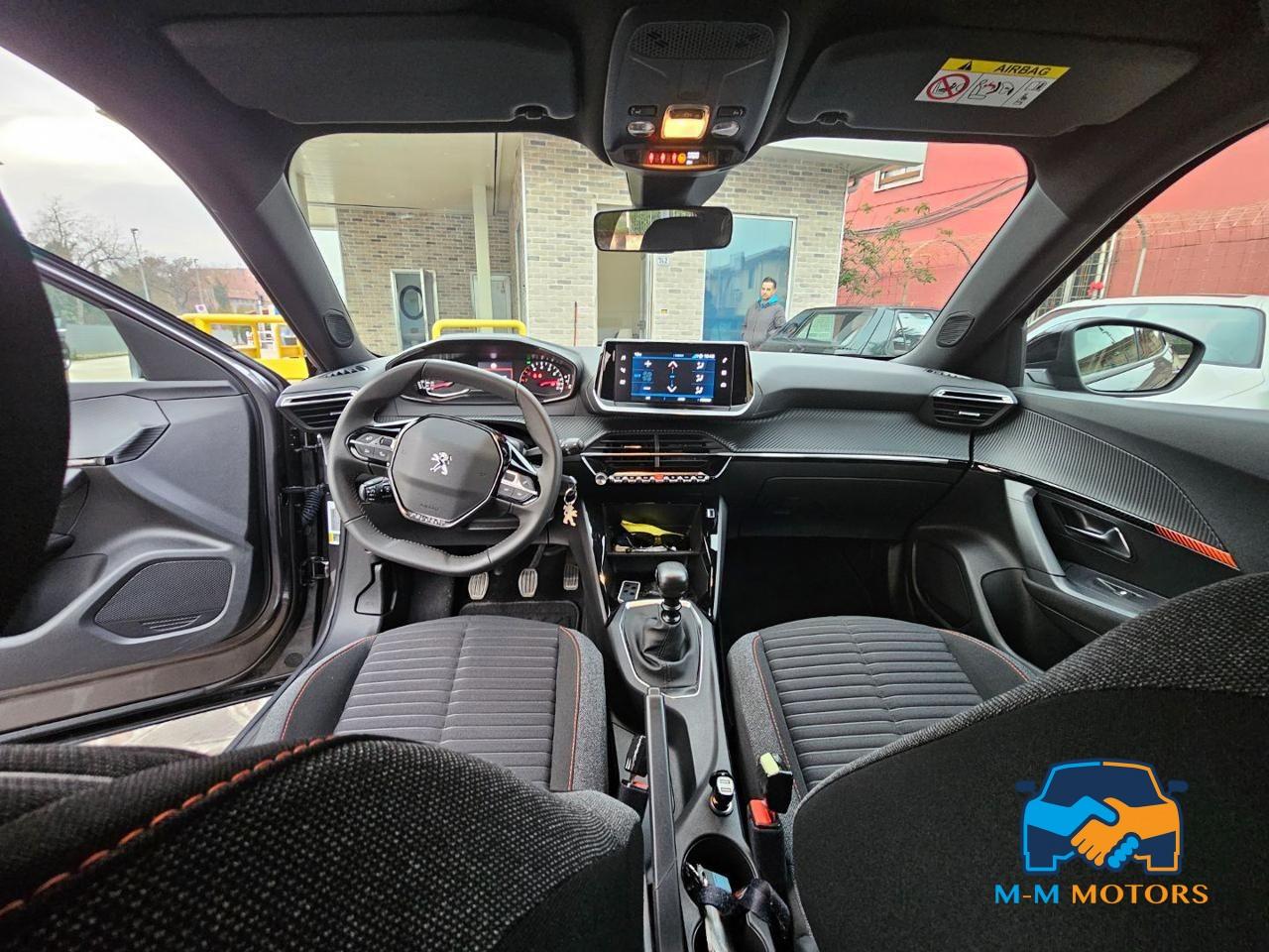 Peugeot 2008 PureTech 100 S&S Allure Pack