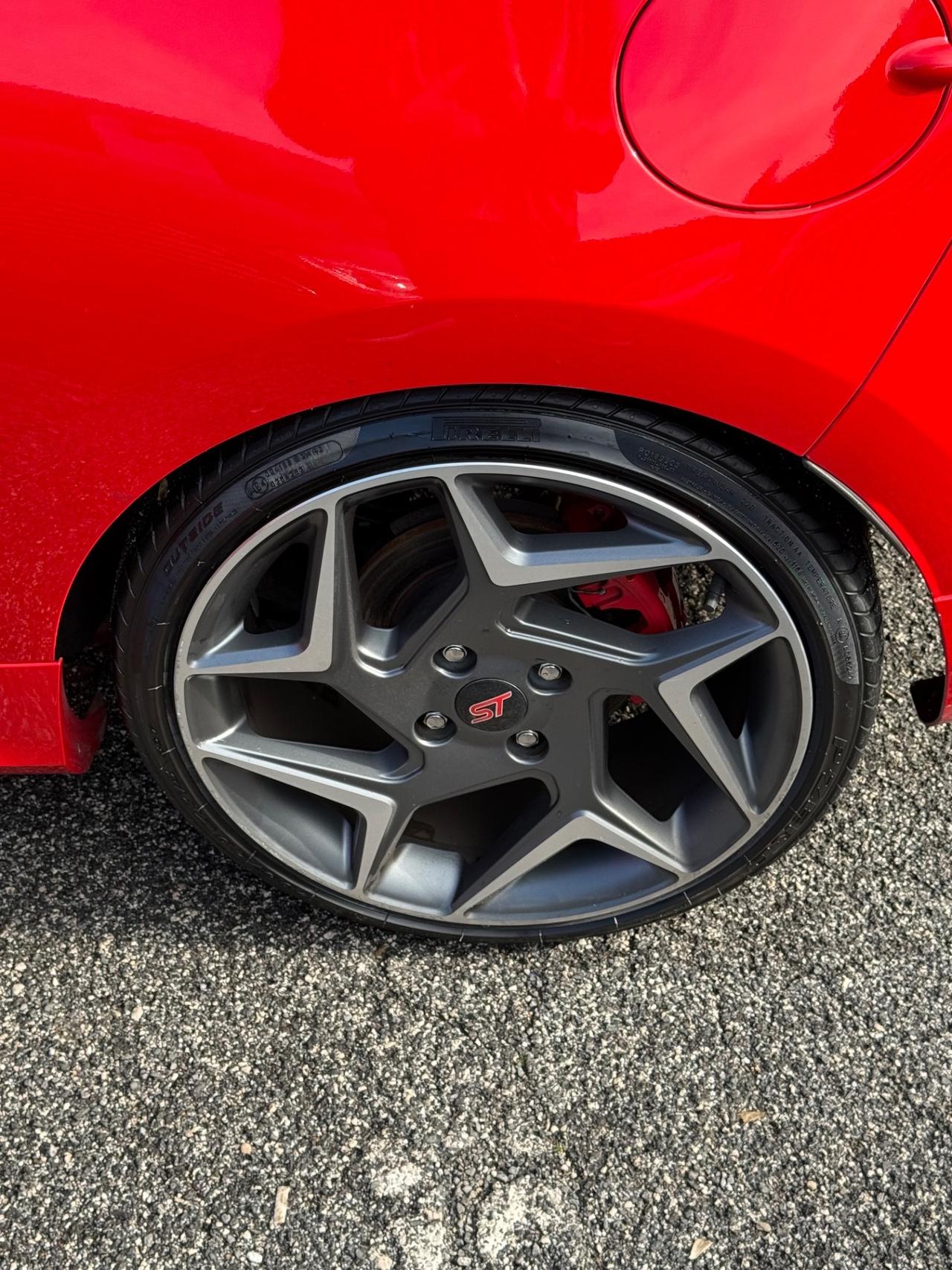 Fiesta ST 1.6 ( ( 200 CV )) -unipro-rate-garanzia