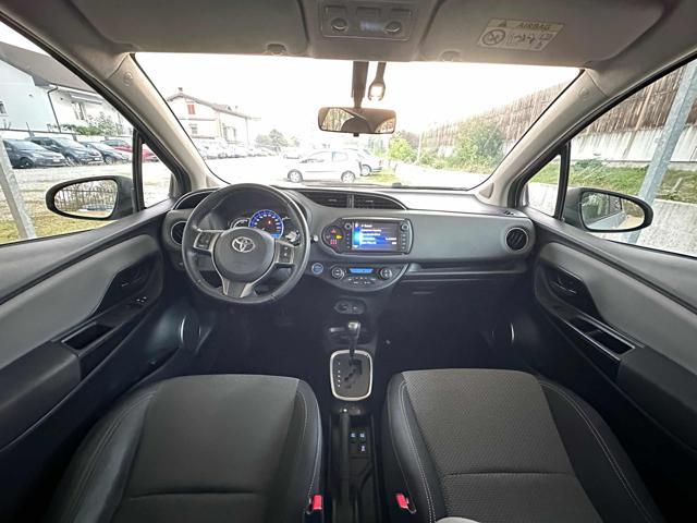 TOYOTA Yaris 1.5 Hybrid 5 porte Active AUTOMATICA PER NEOPATENT