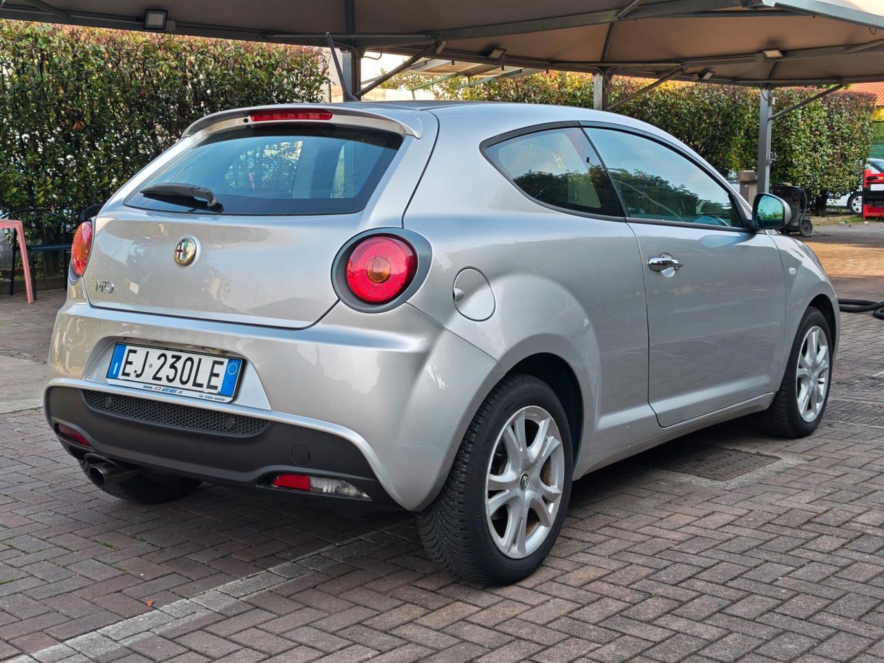 Alfa Romeo MiTo 1.4 105 CV M.air S&S Distinctive