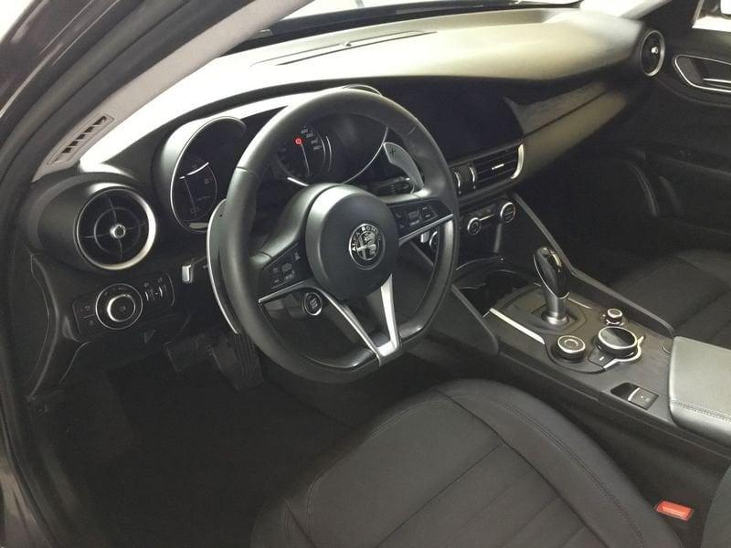 Alfa Romeo Giulia 2.2 Turbodiesel 190 CV AT8 Executive MY19