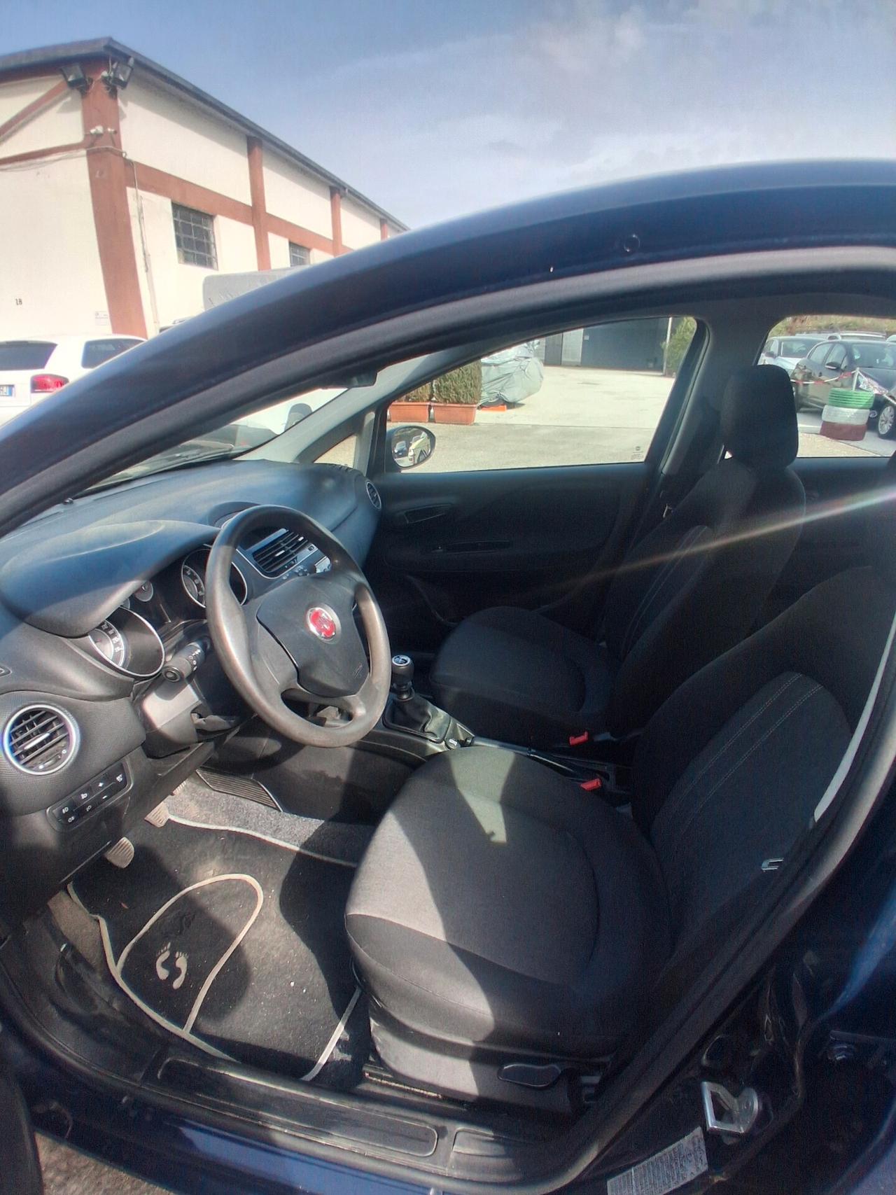 Fiat Punto 1.4 8V 5 porte Easypower Street