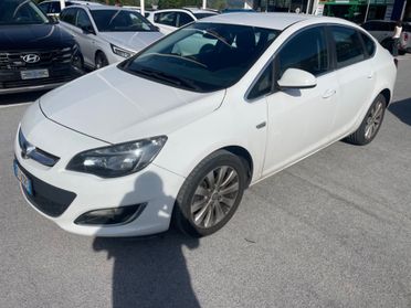 Opel Astra 1.7 CDTI 130CV EcoFLEX Cosmo