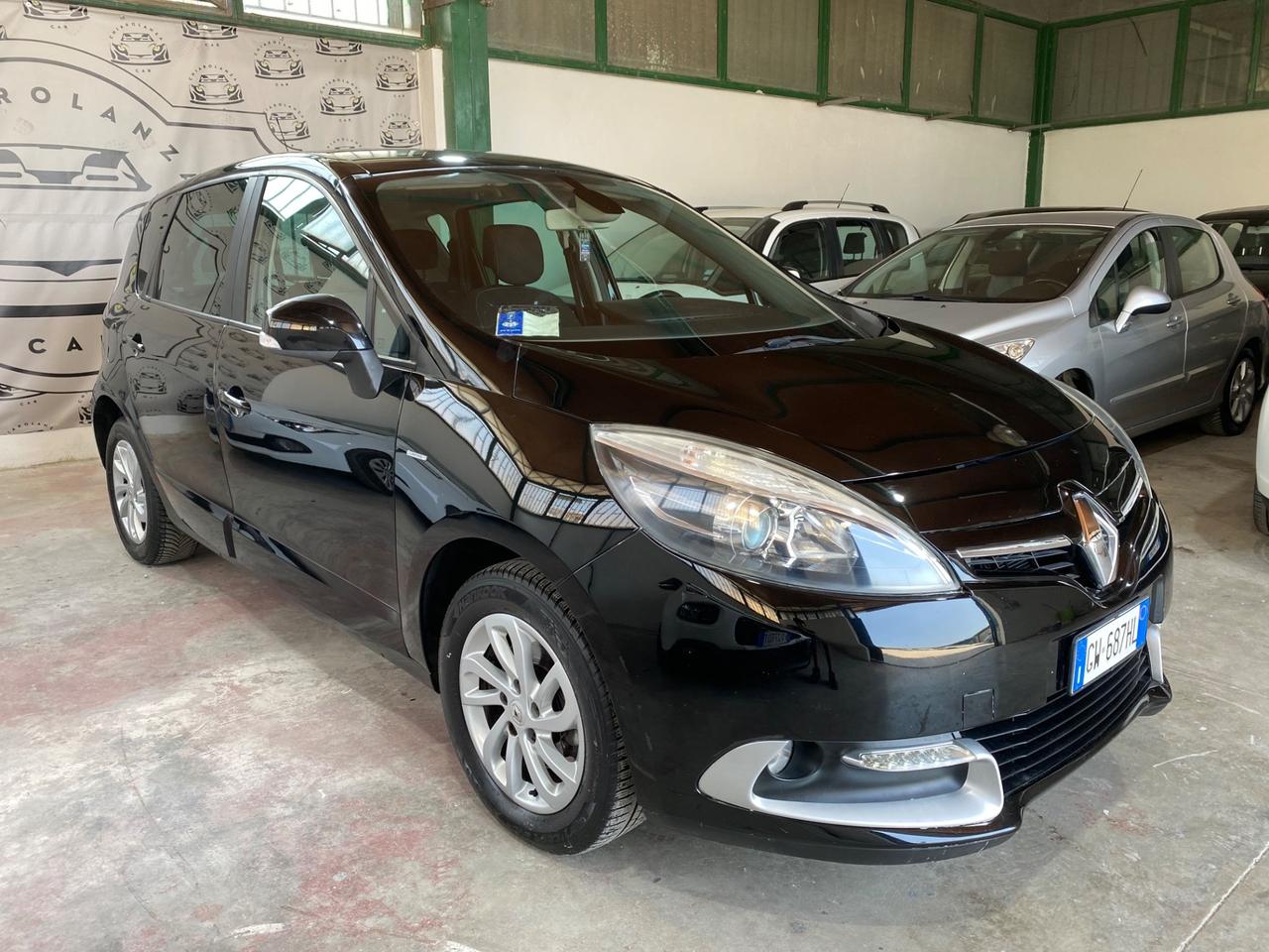 Renault Scenic Scénic XMod 1.5 dCi 110CV Limited