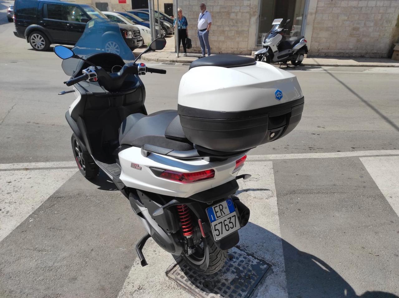 PIAGGIO MP3 350 SPORT ABS PATENTE B 4000KM 2019