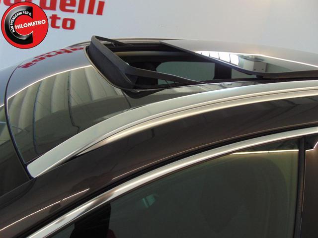 VOLVO XC60 T6 Recharge Plug-in Hybrid AWD automatico Essentia