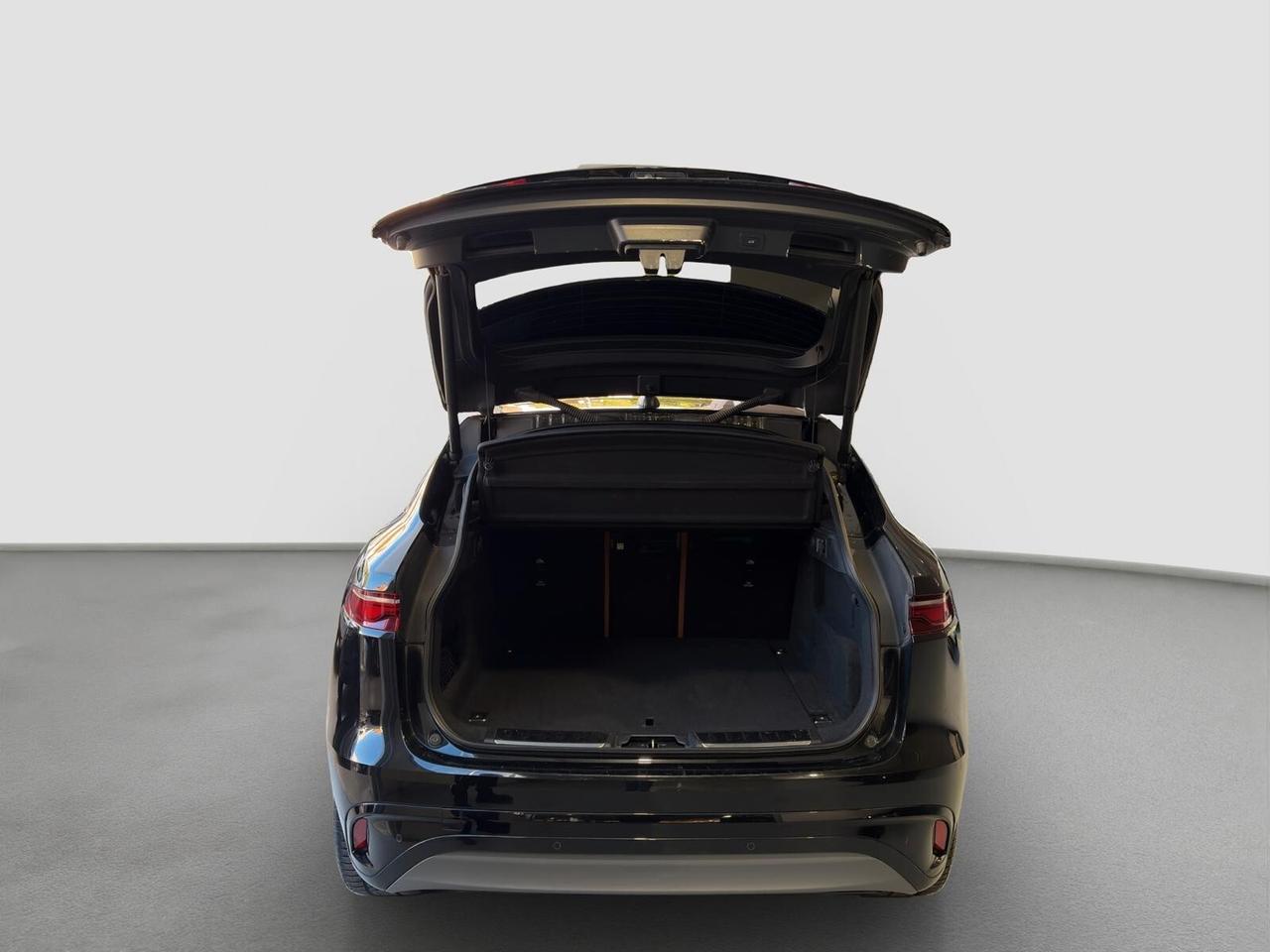 Jaguar F-Pace 2.0 D 163 CV AWD aut. R-Dynamic S (autocarro)