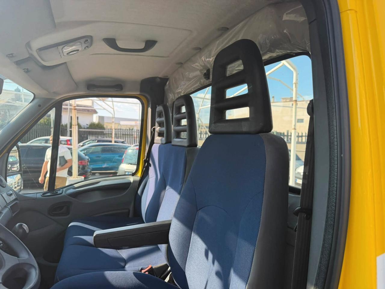 Iveco DAILY CARROATTREZZI SCARRABILE COMEAR