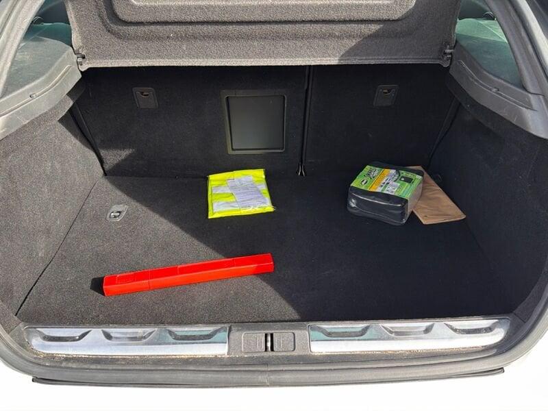 DS DS5 DS 5 BlueHDi 180 S&S EAT6 Sport Chic