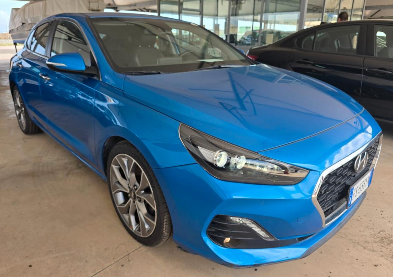Hyundai i30 Fastback 1.4 - UNICO PROPRIETATIO - STRAFULL OPTIONAL-