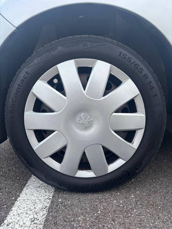 Peugeot 107 Neop. 1.0 benzina