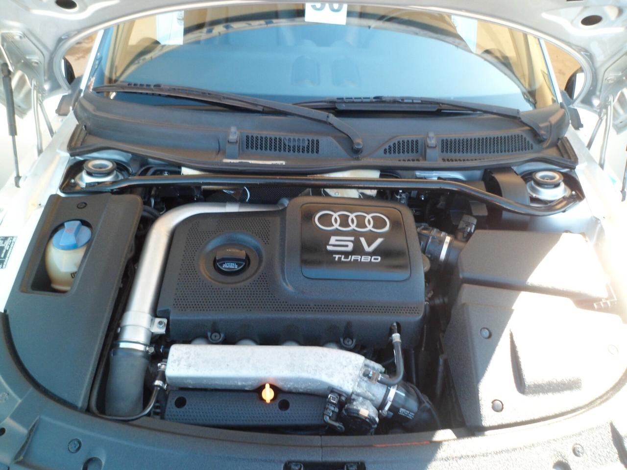 Audi TT Roadster 1.8 T 20V 225 CV cat quattro 01