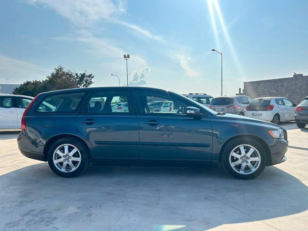 Volvo V50 1.8 flexifuel Kinetic