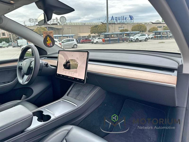 Tesla Model Y Performance AWD 75 KW 515 CV