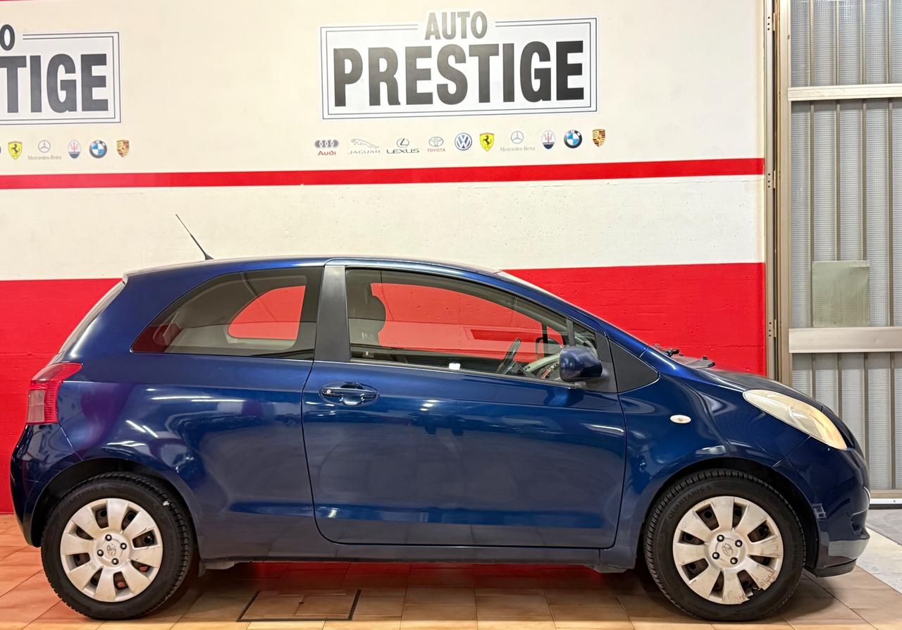 Toyota Yaris 1.0 3 porte